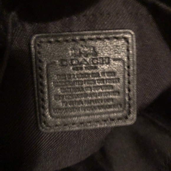 Authentic coach small handbag. - Picture 4 of 4